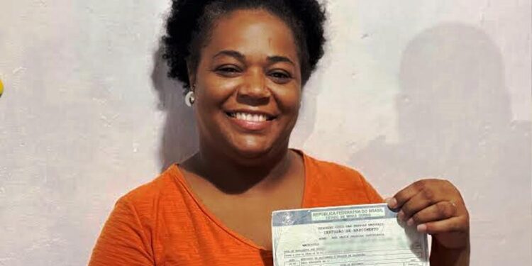 Certidões de nascimento, casamento e óbito agora podem ser obtidas sem sair de casa