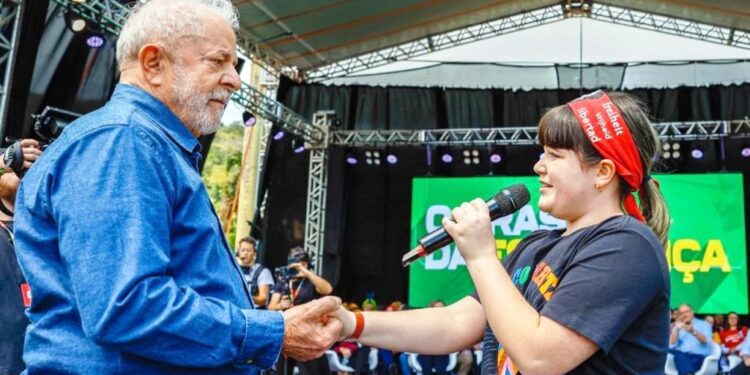 Candidato à reeleição, Lula estará em Florianópolis no dia 13 de setembro