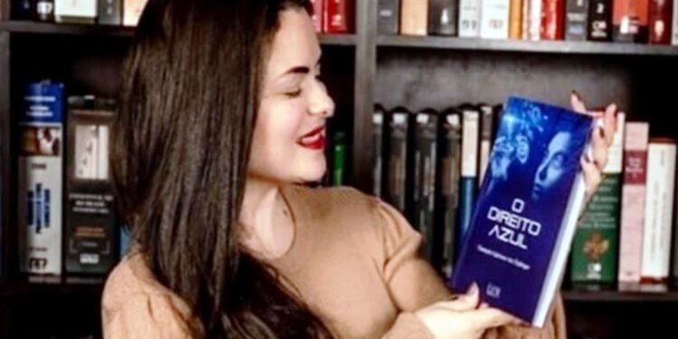 Evolução de IA coloca sociedade em risco; 48% de alunos usam chatboots, diz pesquisa