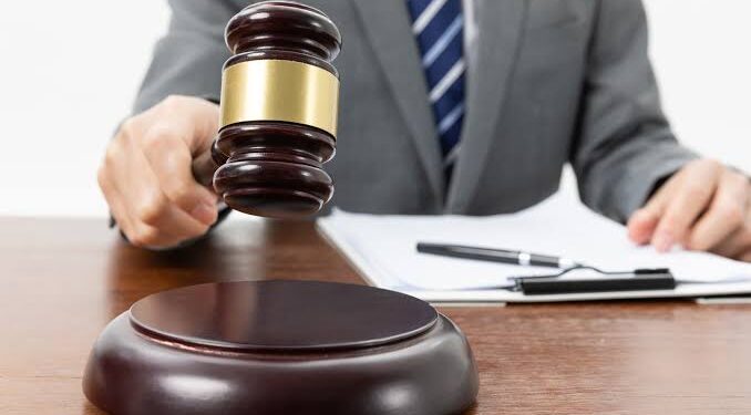Justiça condena homem a 62 anos de prisão por abusar de três irmãs na Grande Florianópolis